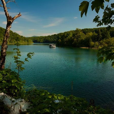 Plitvice Rooms Family Glumac พลิตวิชกา เยเซรา ภายนอก รูปภาพ